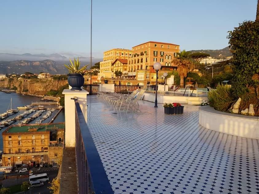 Villa La Terrazza Suites ソレント エクステリア 写真